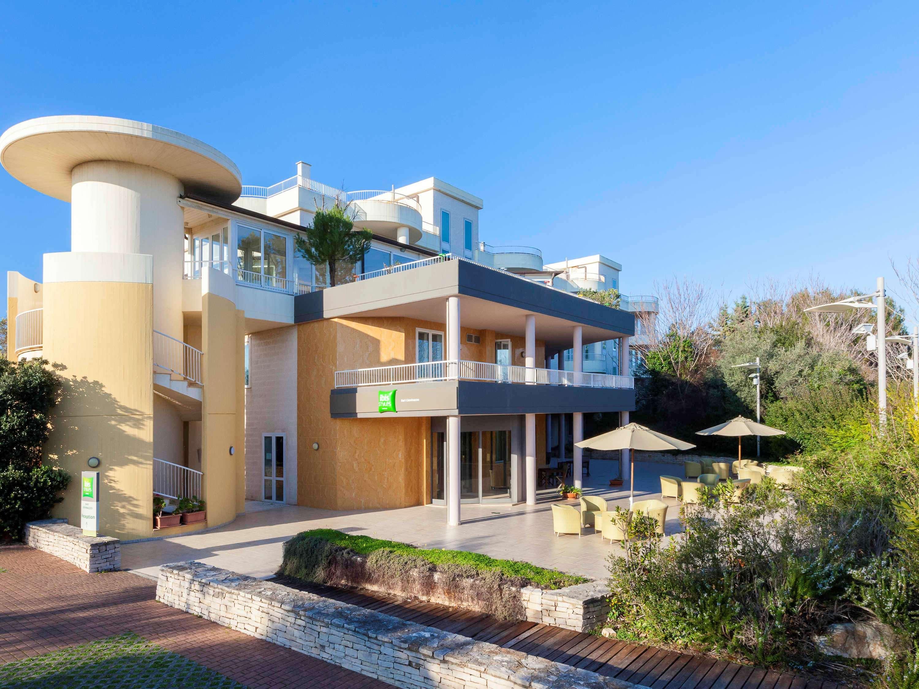 فندق Ibis Styles Bari جيوفيناتسو المظهر الخارجي الصورة