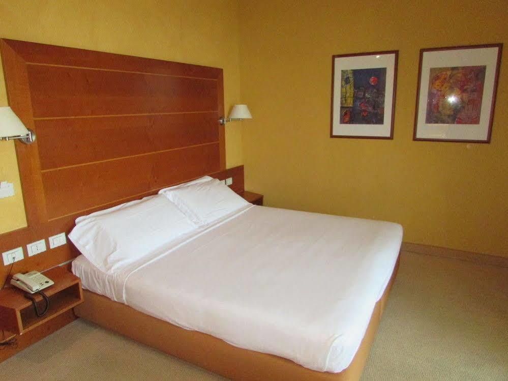 فندق Ibis Styles Bari جيوفيناتسو المظهر الخارجي الصورة